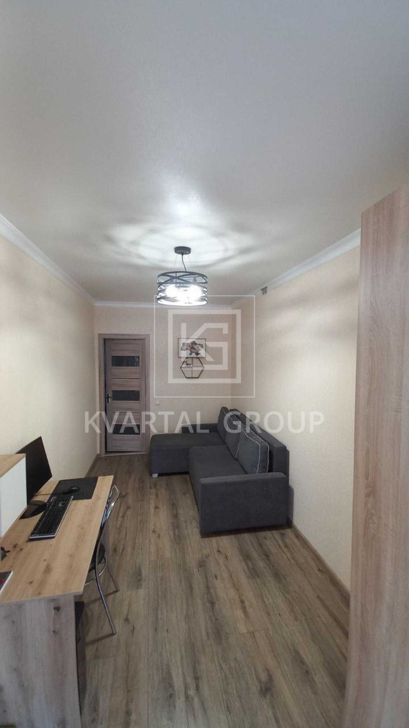 2 кімнатна. Центральний парк