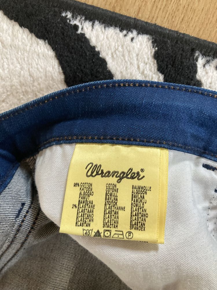 Spodnie jeansowe wrangler
