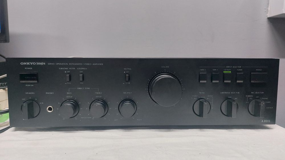 Onkyo A8015 підсилювач в чудовому стані