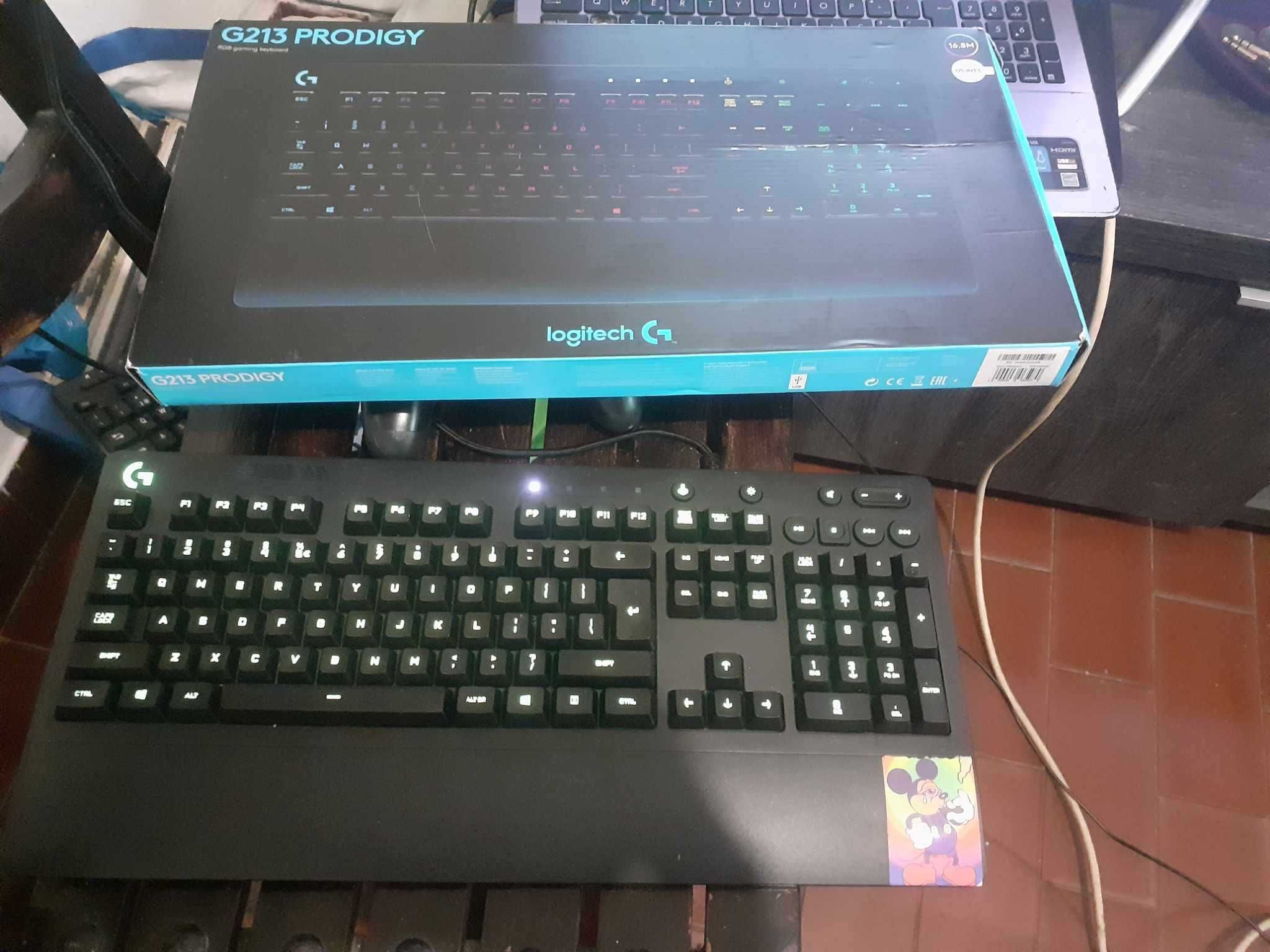 Teclado logitech G213 Prodigy