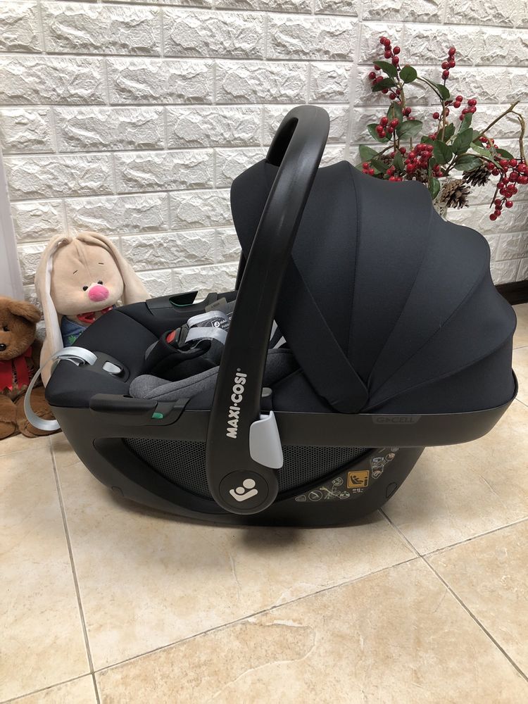 Автокрісло MAXI-COSI Pebble 360 Група 0+ (0-13 кг) автолюлька
