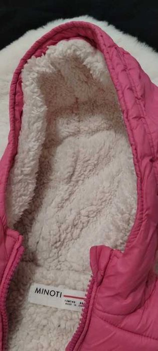 Różowy bezrękawnik z polarem Minoti r. 80 cm 12 msc