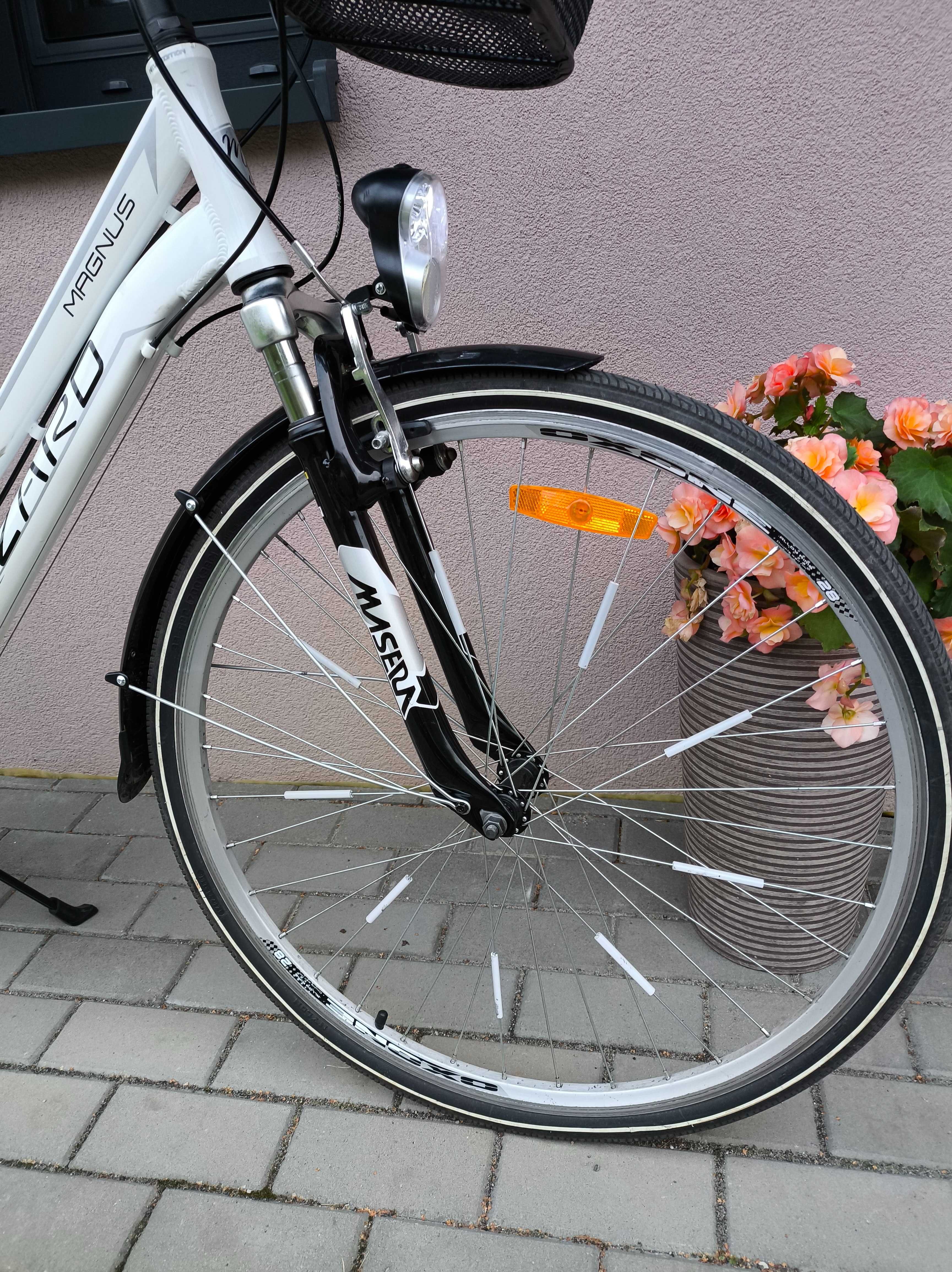 Rower trekingowy Lizard Magnus – damski, biały, koła 28 cali + dodatki