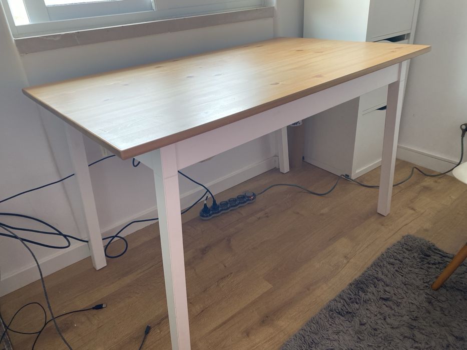 Mesa Refeição / Secretária IKEA Pinntorp