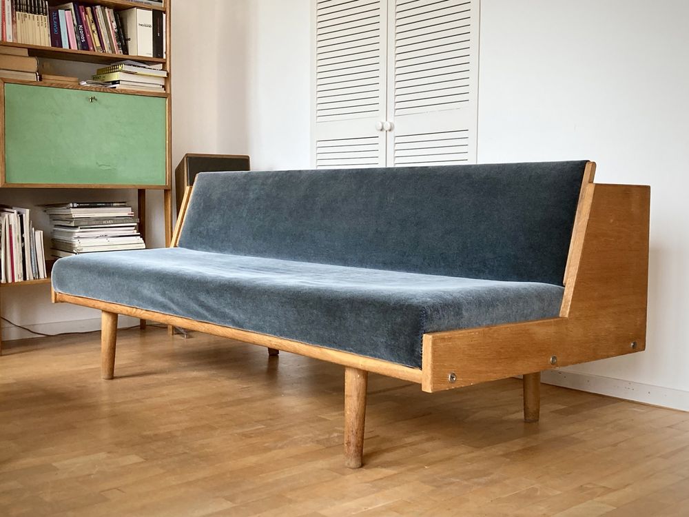 Duńska sofa Hans Wegner dla Getama GE 258, lata 60, klasyk designu