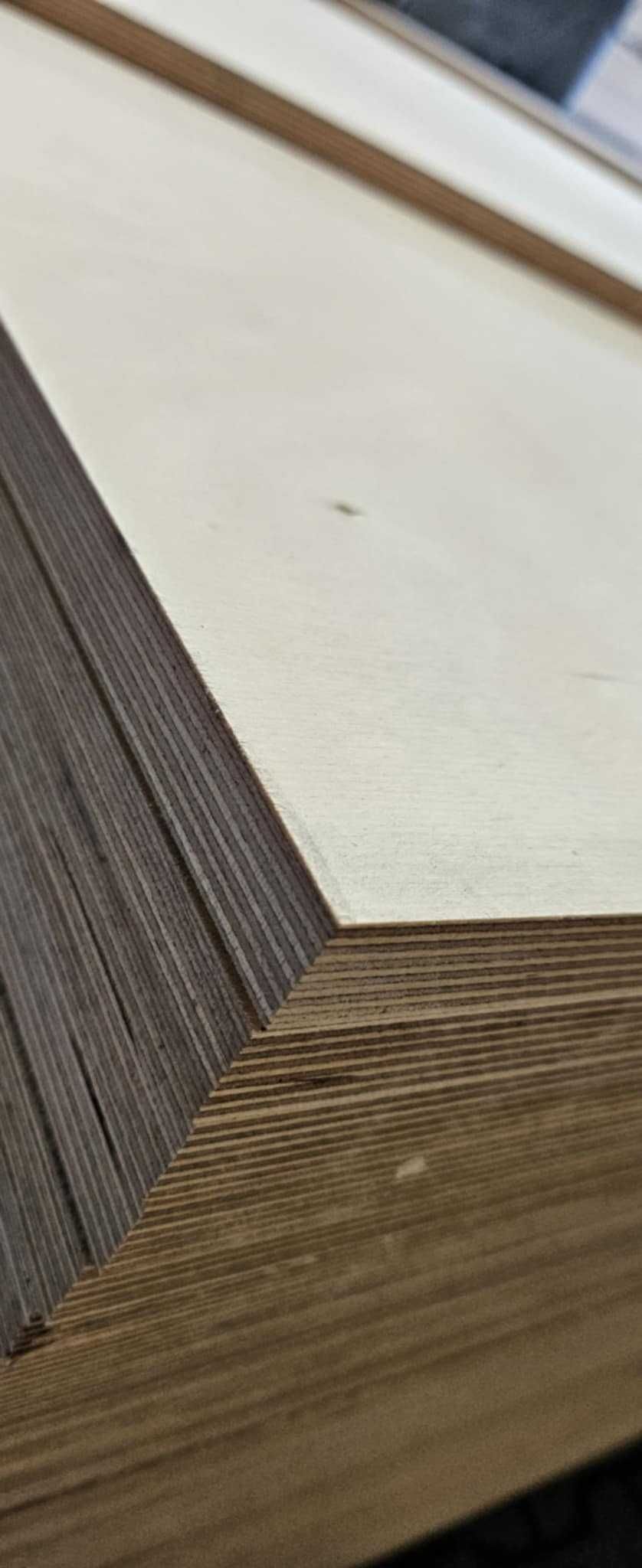 BITERUM Sklejka Brzozowa MULTI 18mm Wzdłużna 2500 x 1250mm kl. II/III