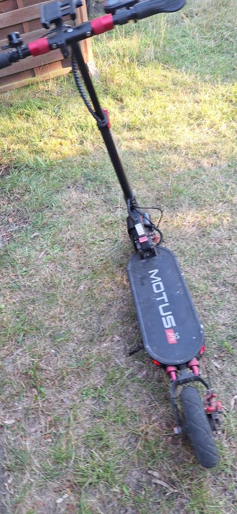 Hulajnoga motus pro 10