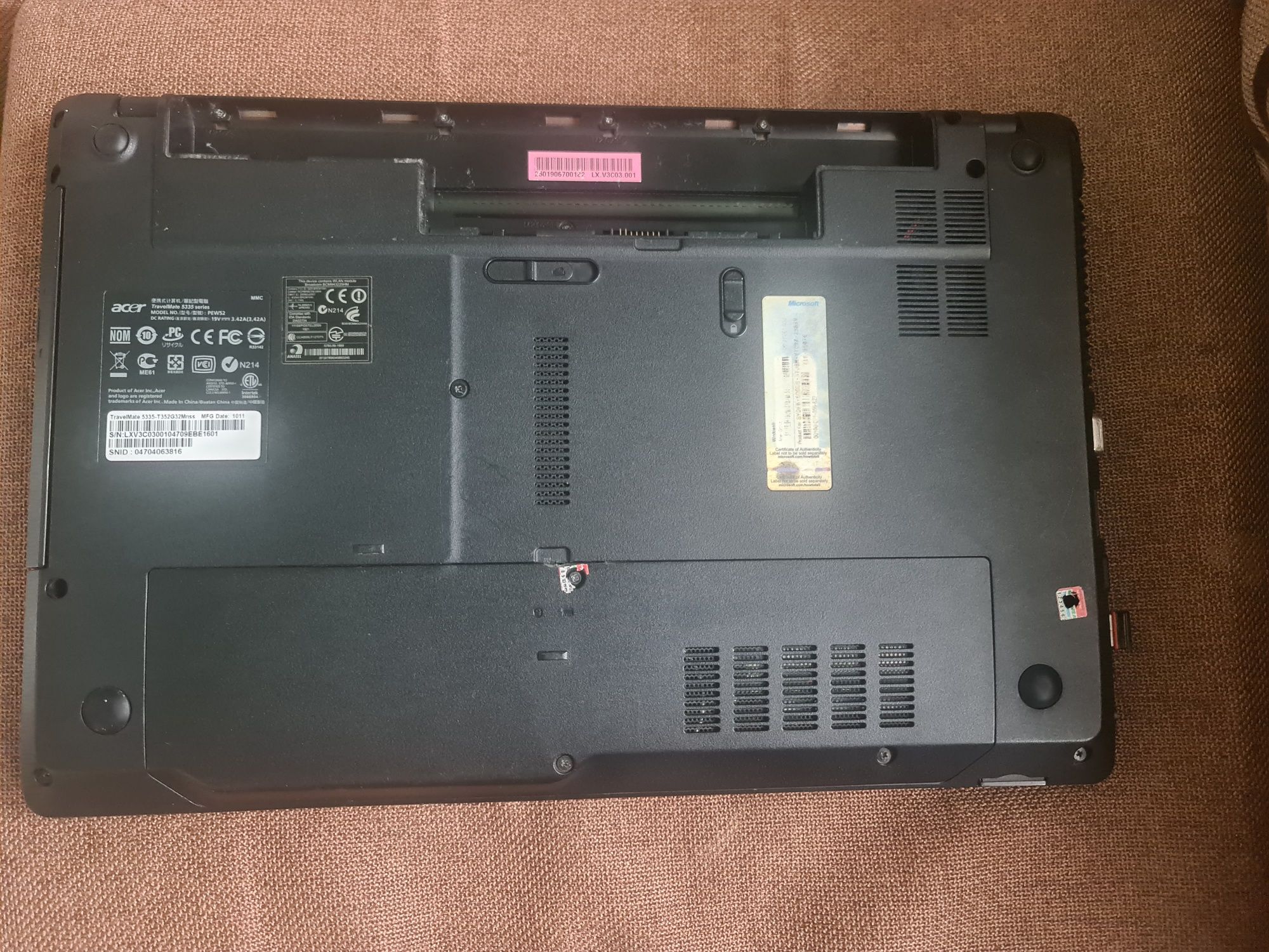 Acer travel mate 5335 4gb/ 200gd