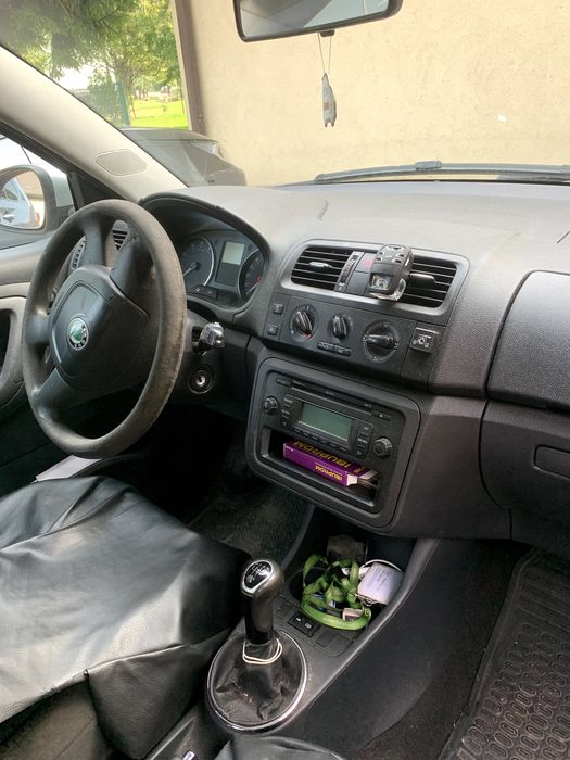 Skoda fabia 1,4 gaz 2012 r