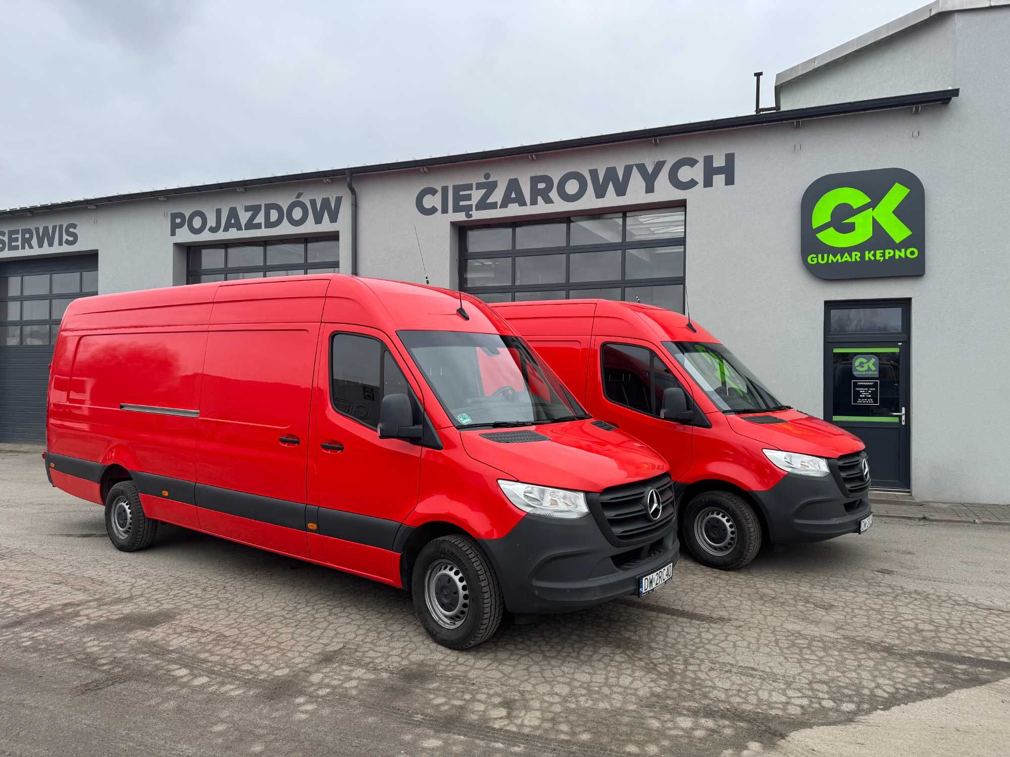 Wypożyczalnia Wynajem Bus  Sprinter 319 CDI Extra długi Sypialnia