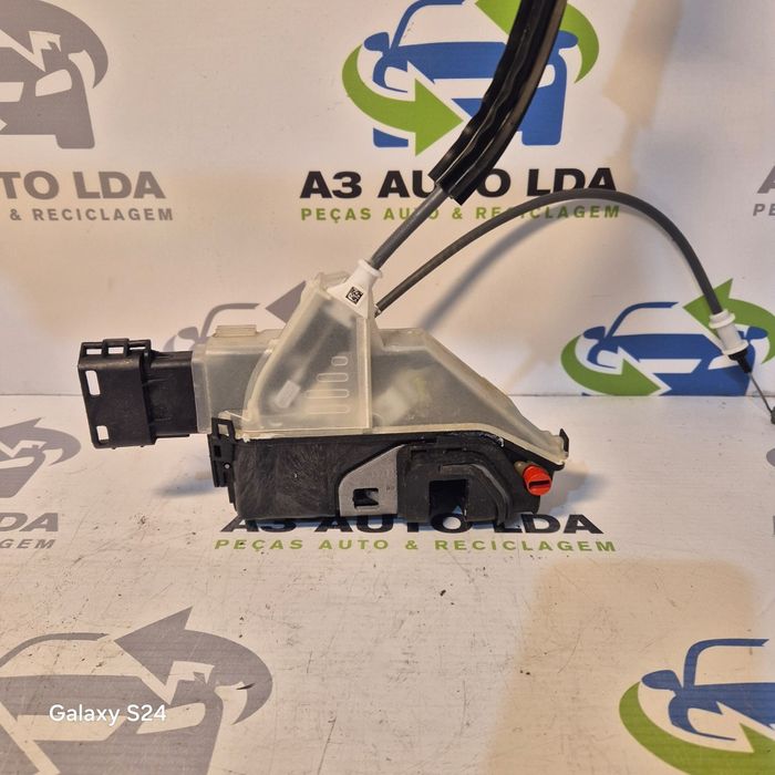 Fecho da porta tras direita Peugeot 208 II  2019 a 2024