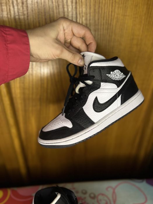 Кроссовки кожа Nike air Jordan 1 редкого цвета размер 37 - 37,5