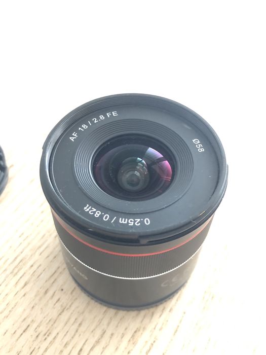 Lente Samyang AF 18mm f2.8 FE - para Sony