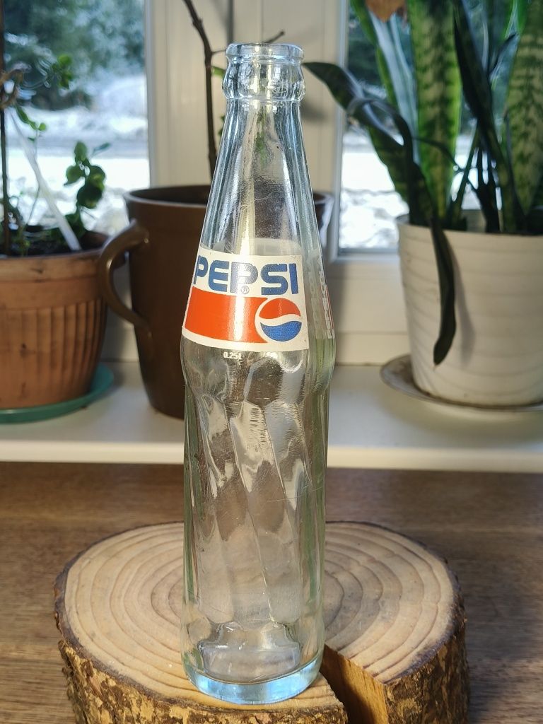 Stara butelka po Pepsi Cola ⁶⁷