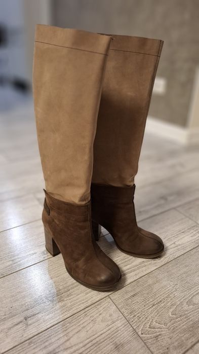 Чоботи з натурального нубуку бренду Kasandra 37 розмір