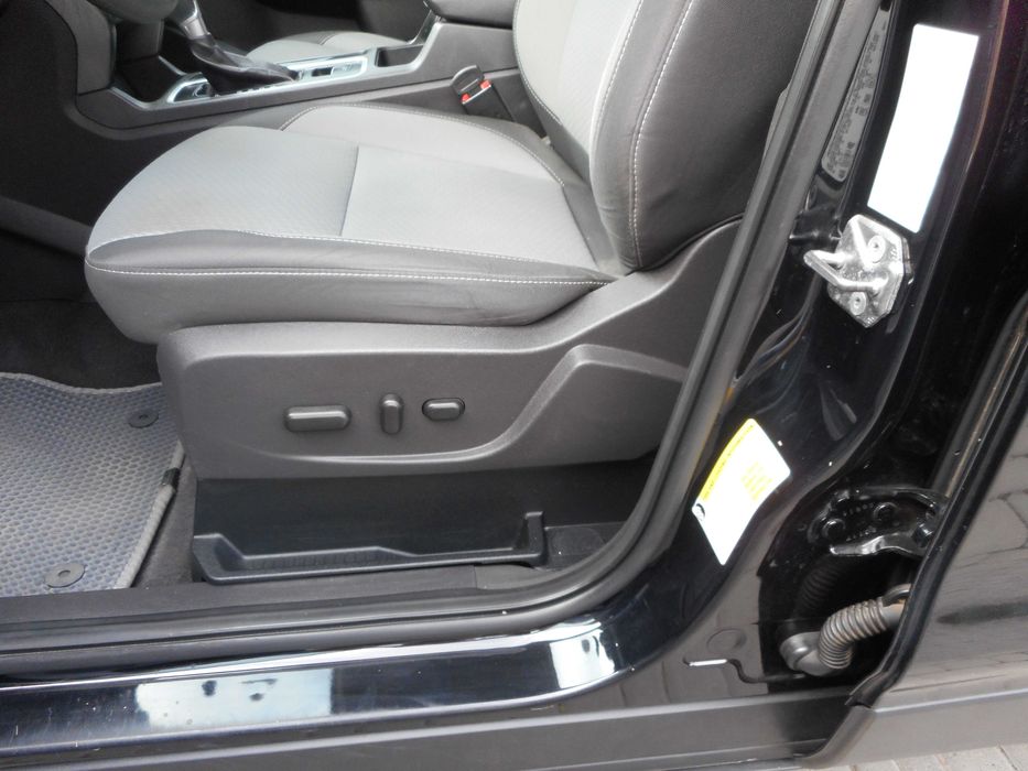 Ford Escape 2017 III покоління (FL) • 1.5 EcoBoost AT (179 к.с) • SE