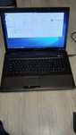 Laptop ASUS 17 cali