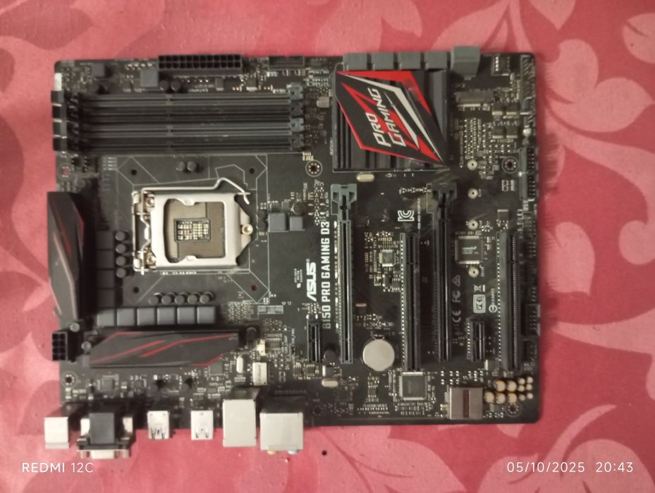 Vendo placa-mãe ASUS B150 PRO GAMING D3 intel