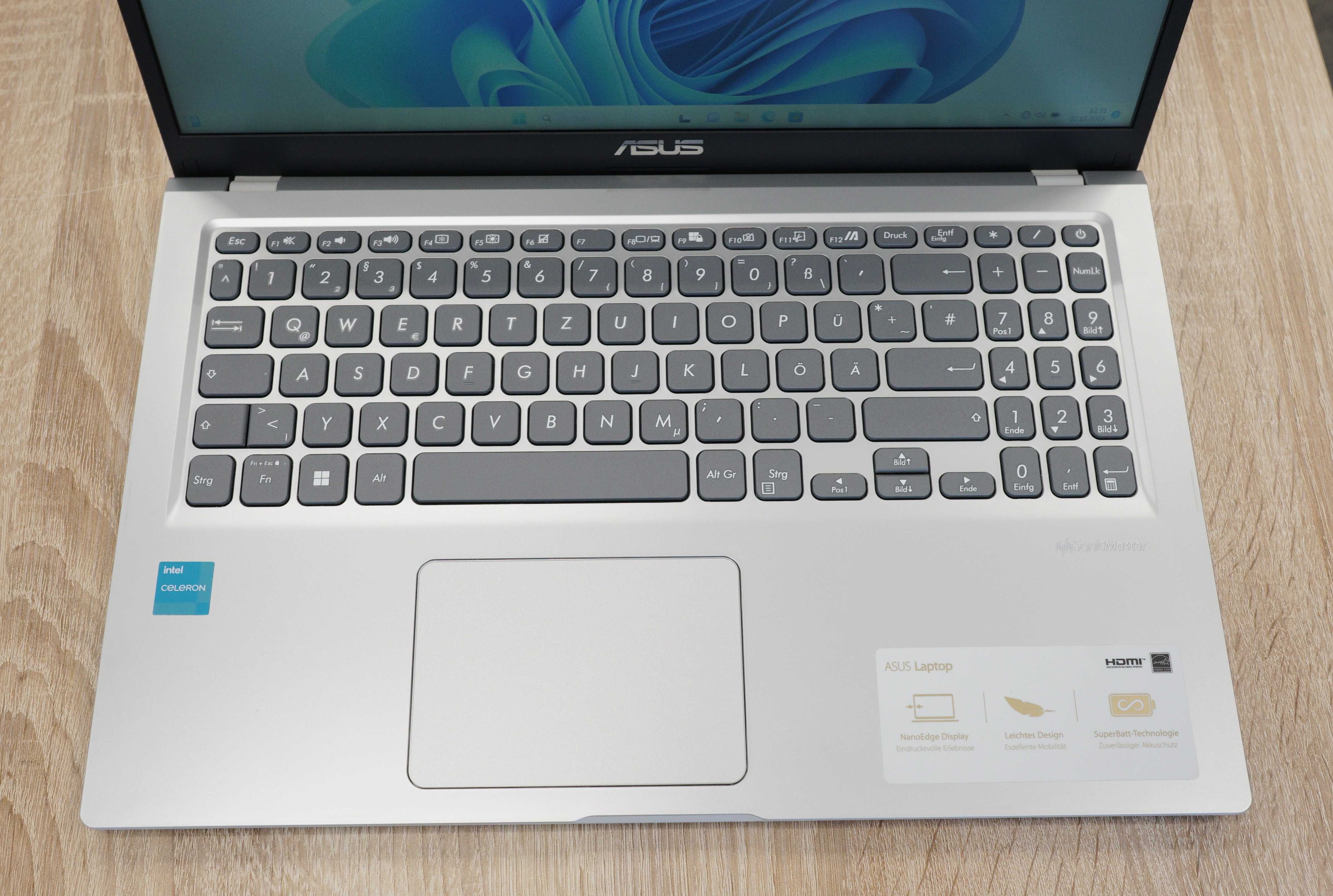 Laptop ASUS X515K Celeron N4500 8GB/256GB SSD/ komplet/ jak nowy
