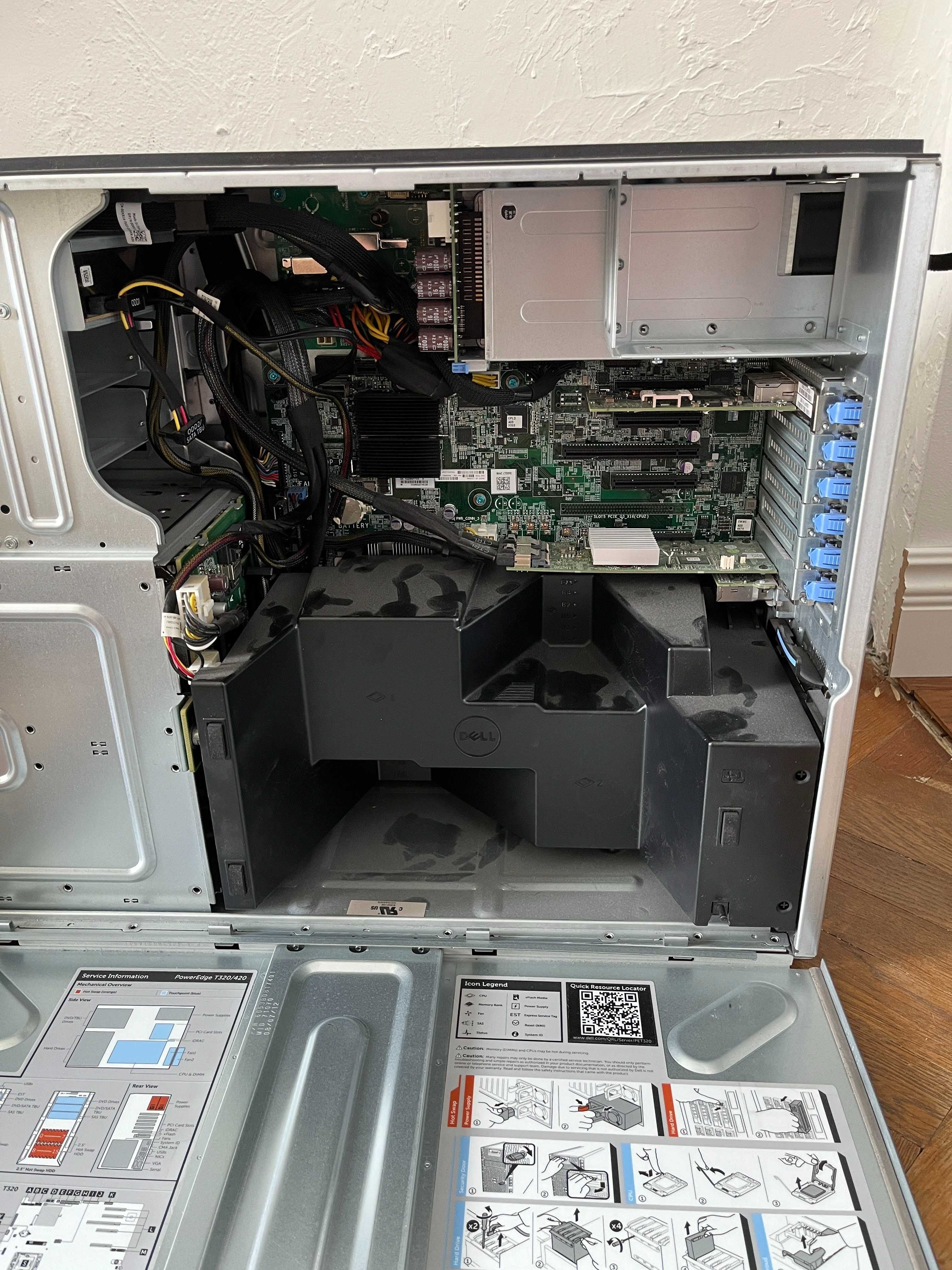 Serwer DELL PowerEdge T320, 32GB, 2x2TB SATA, E5-2407, 2xPSU