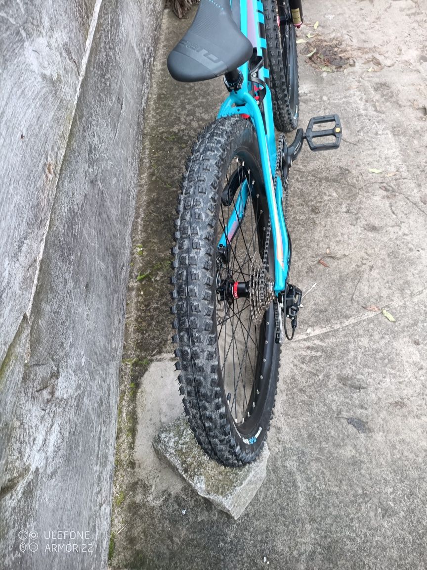 Cube acid 27.5 XS