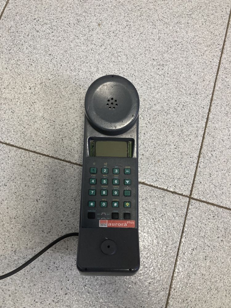 2 telefone Vintage Marfim - 20€ cada