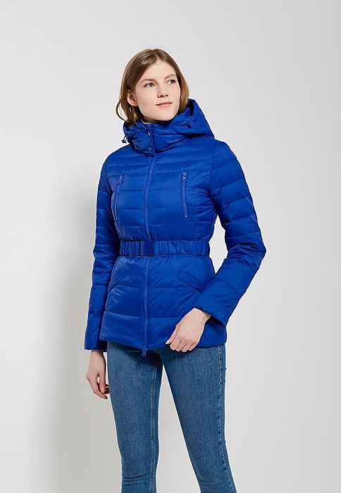 Легенька куртка на пуху