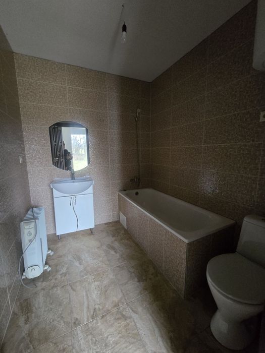 Продаж будинку  зі зручностями с.Потоки .