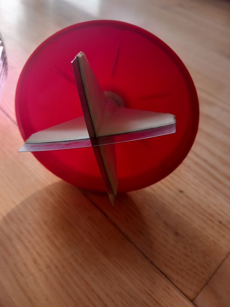Ręczny krajacz do warzyw PRL.