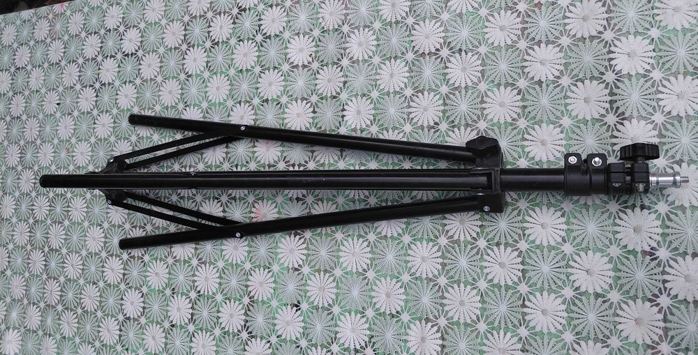 Штатив - тринога