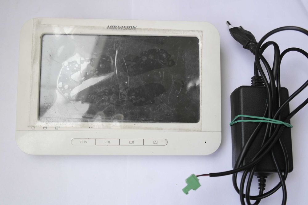 IP видеодомофон Hikvision DS-KH6310W с Wi-Fi