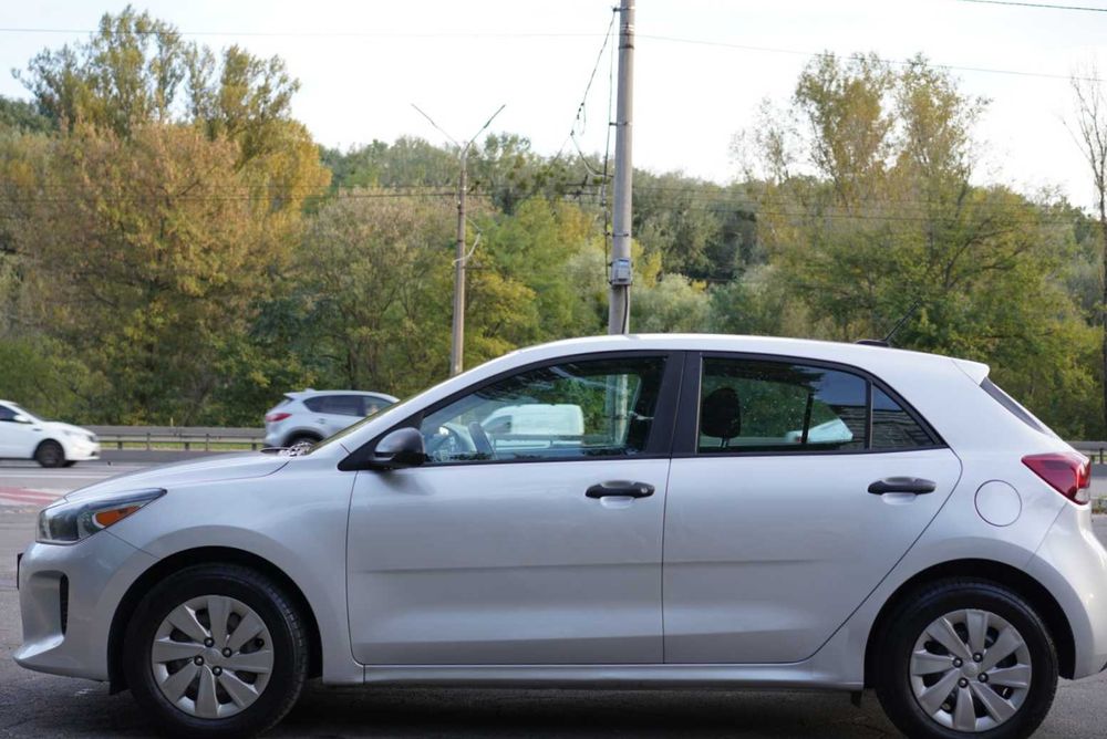 KIA RIO 2017 рік