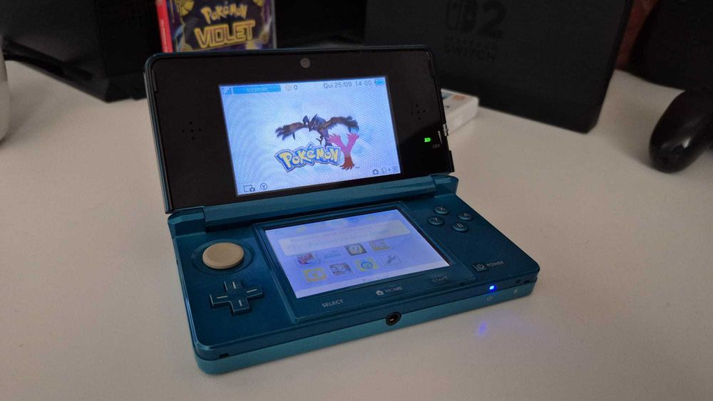 Nintendo 3DS azul + carregador