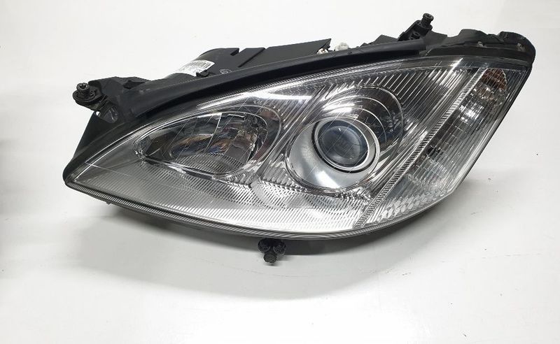 Фари Фара Mercedes W221 S-Class Разборка