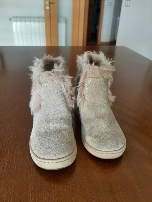 Botas marca Chicco 25
