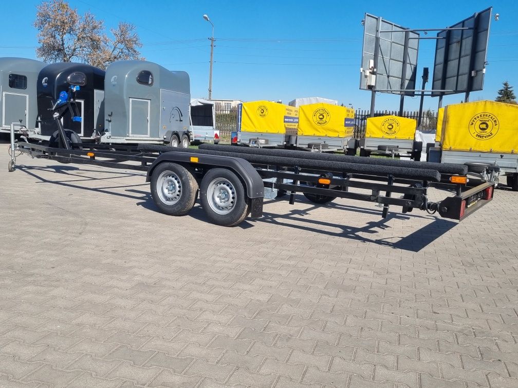 Przyczepa podłodziowa czarna 8,8 dł knott Nowa Producent hamowa 2700kg
