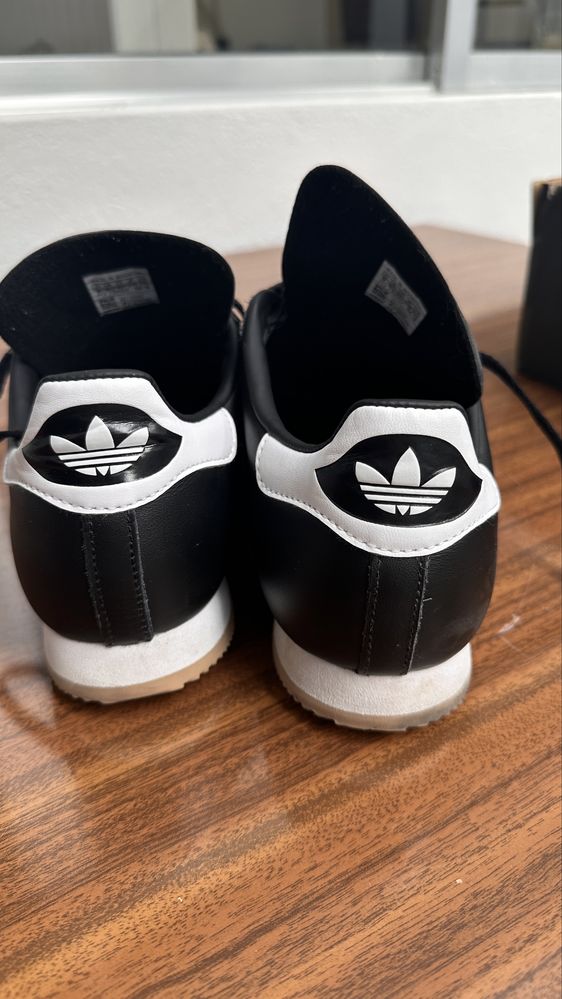 Sapatilhas adidas samba