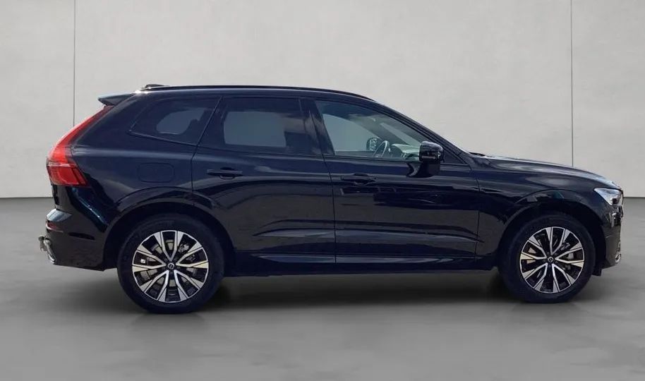 Volvo XC 60 B5 B AWD Plus Dark, Hak, Harman-Kardon, Faktura VAT