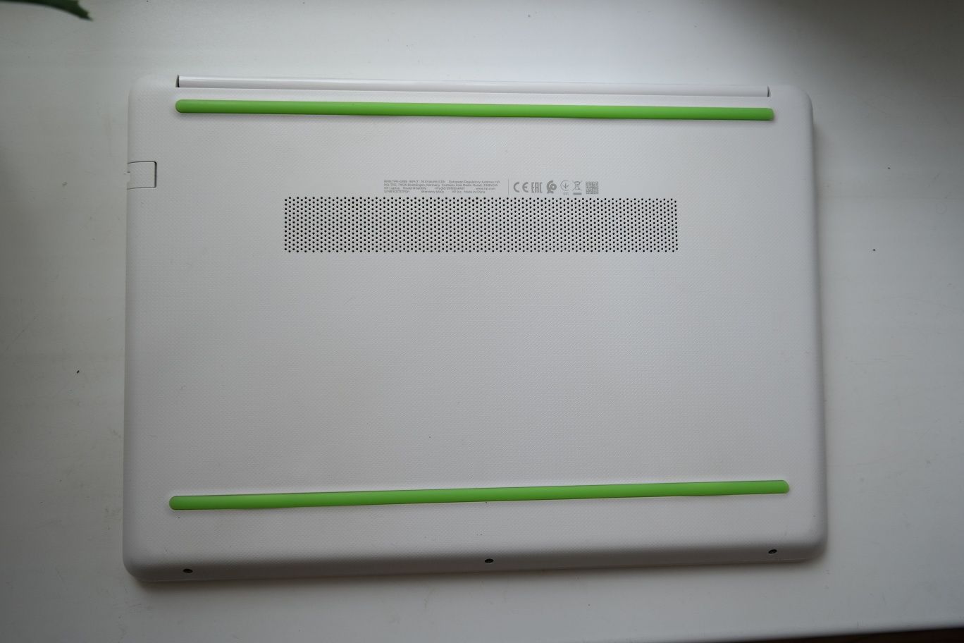 HP 14bp i3-6006u/ddr4-16gb/m.2-256gb/hdd-512gb