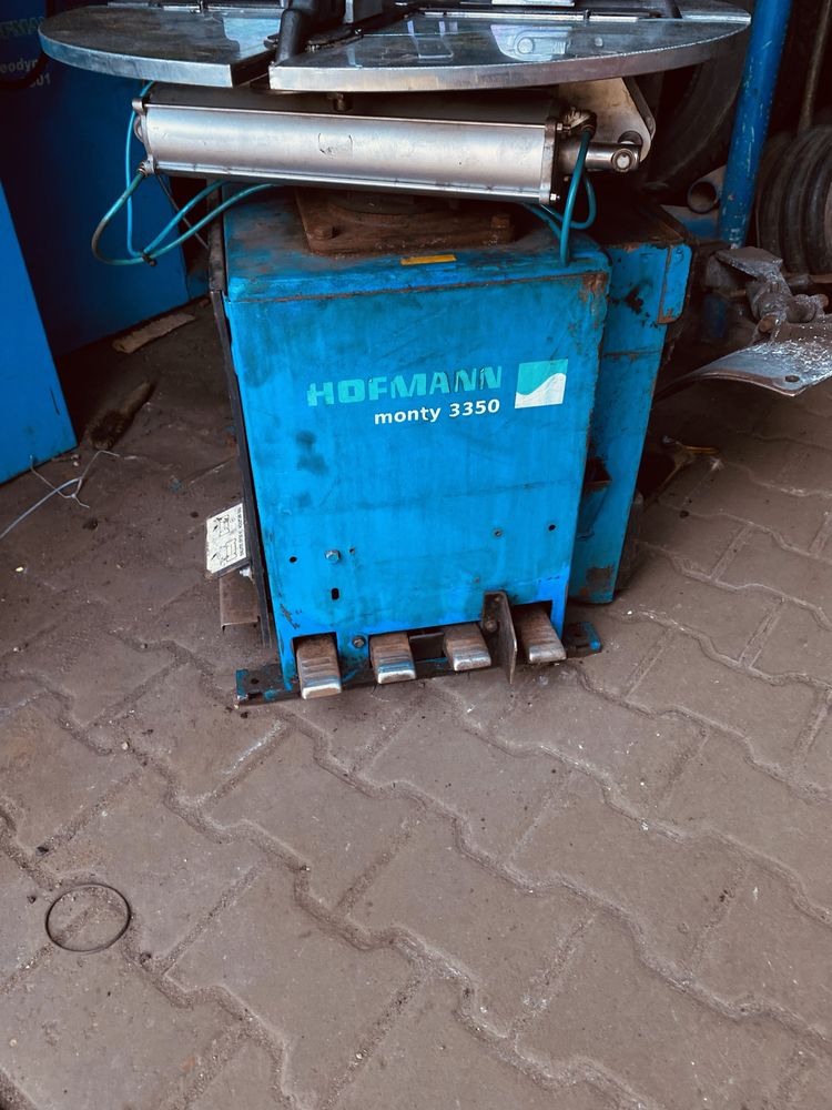 hofmann 3350 montażownica  do opon z ramieniem super stan