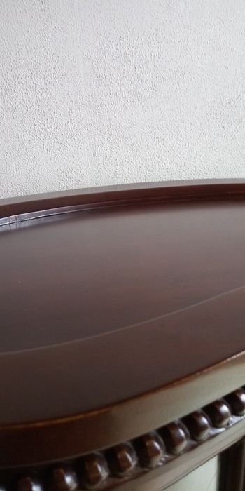 Barek nerka z mahoniu