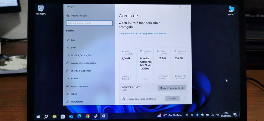 BMAX MaxBook Y11 Plus