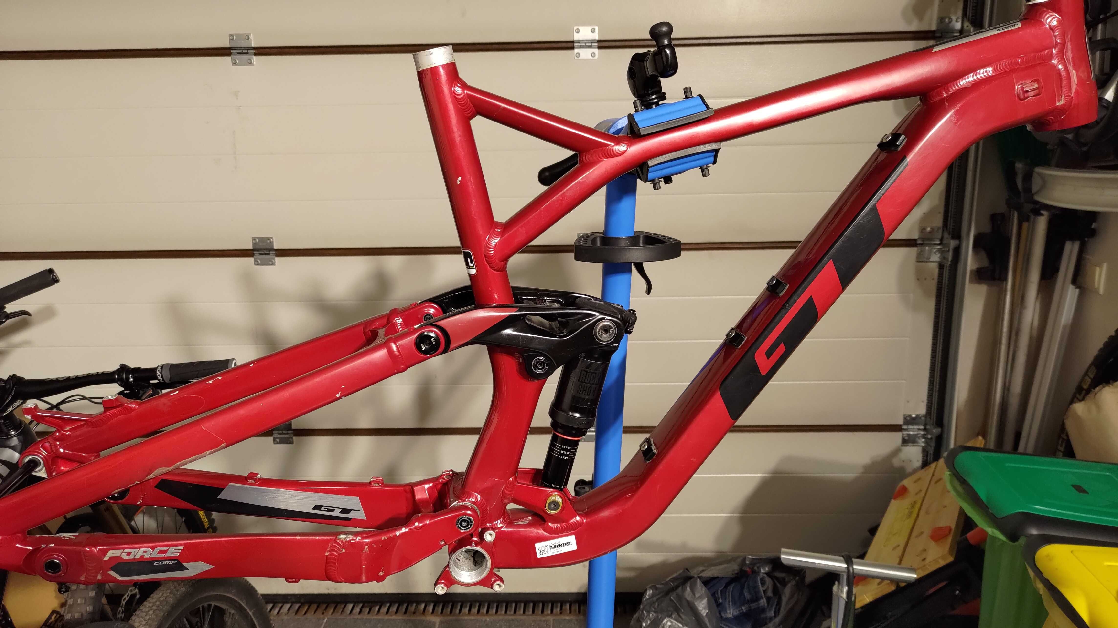 Rama Enduro z damperem GT Force 150mm, rozmiar L