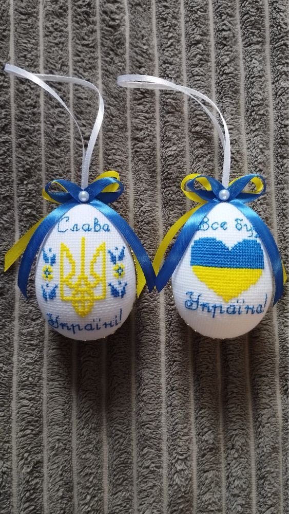Вишиті великодні яйця / Великдень / паска/ вишиті писанки