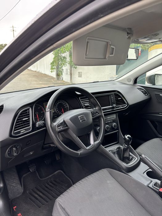 Seat Leon 1.6 TDI Style - revisoes na marca