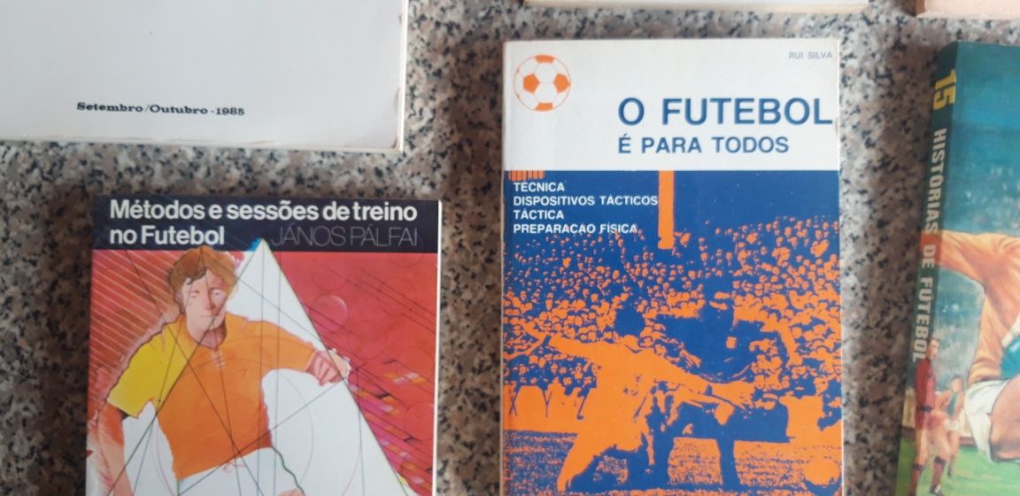 Conjunto de Livros Futebol/Curso Treinadores