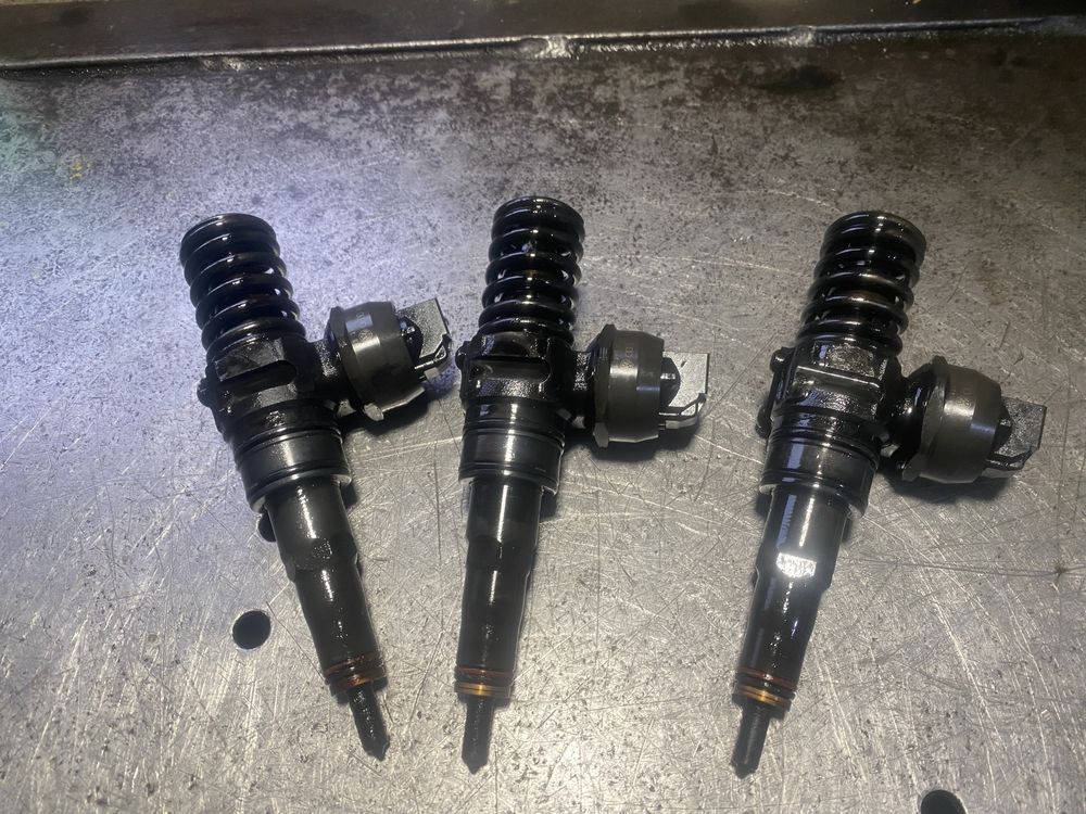 Насос форсунка 045130073T 038130073F 1.4 1.9 TDi ATJ AMF AJM AUY BAY