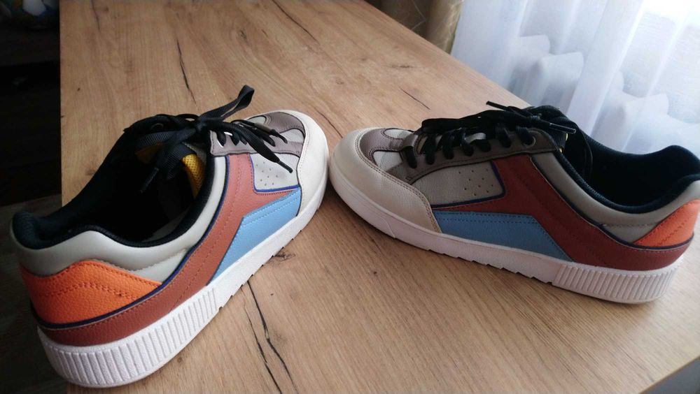 Чоловічі кросівки ZARA, р. 43