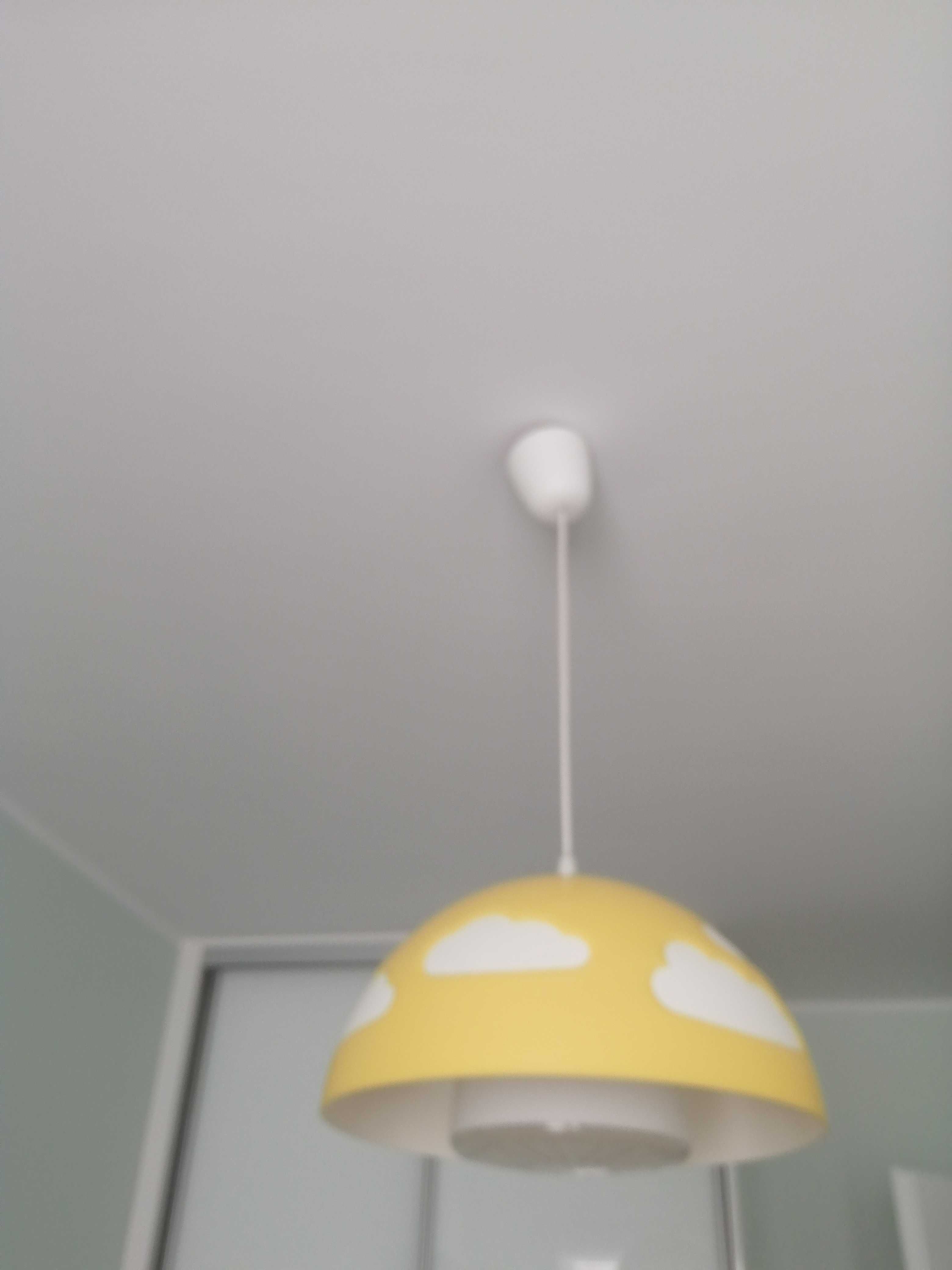 Lampa do pokoju dziecka Skojig chmurki