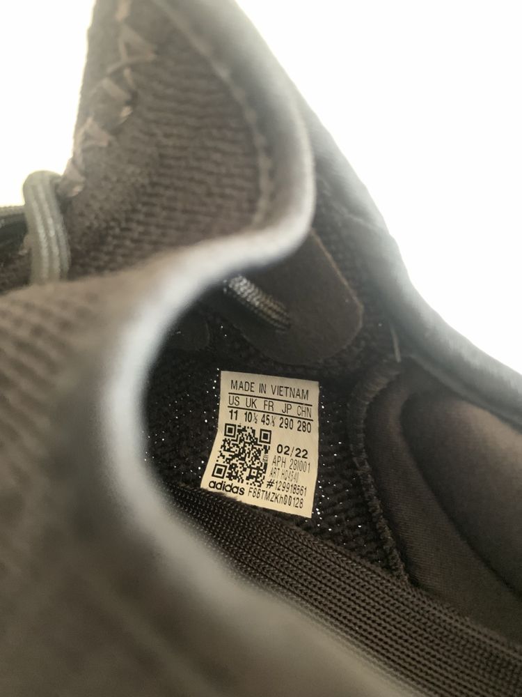 Yezzy boost 350 v2 onyx